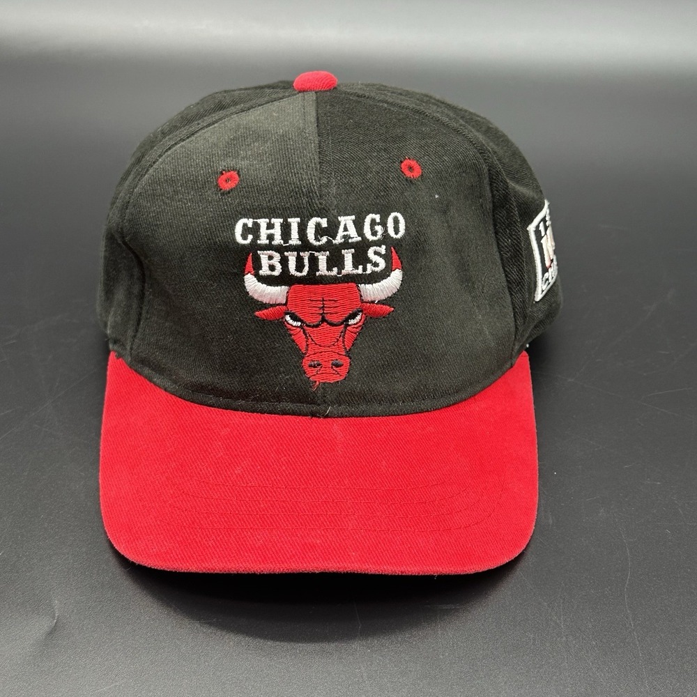 Vintage 90s Chicago Bulls Starter Snapback Hat The Right Hat 1996 NBA Champions